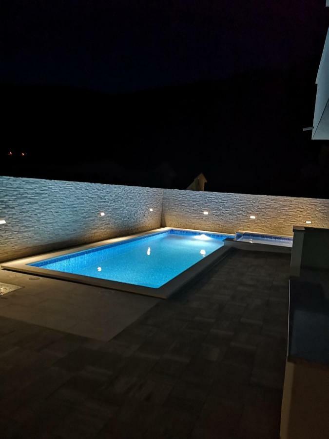 Villa Susanj 1 Cesarica Buitenkant foto